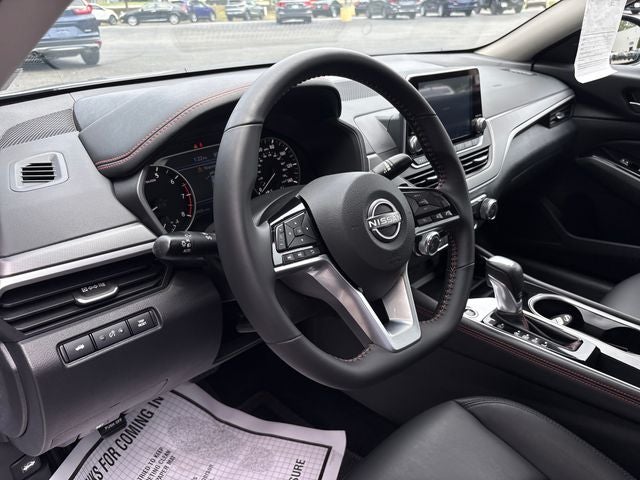 2025 Nissan Altima 2.5 SR