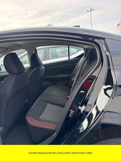 2025 Nissan Versa 1.6 SR