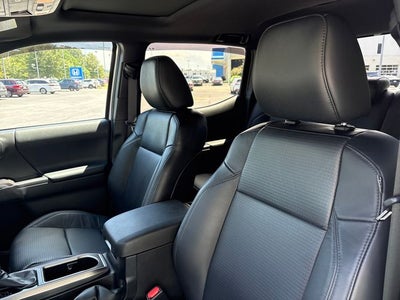 2023 Toyota Tacoma Limited V6