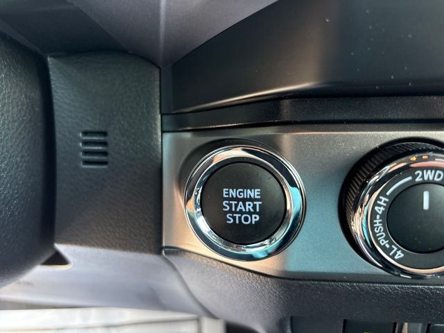 2023 Toyota Tacoma Limited V6