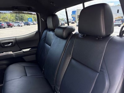 2023 Toyota Tacoma Limited V6