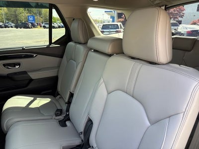 2024 Honda Pilot Touring