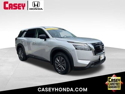 2025 Nissan Pathfinder S