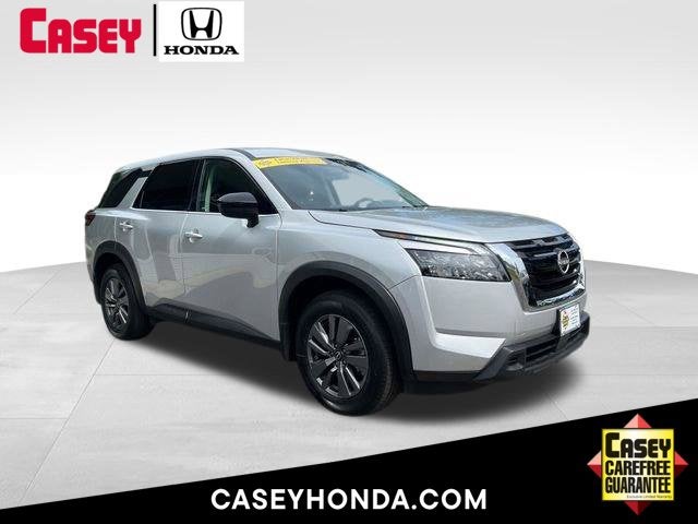 2025 Nissan Pathfinder S