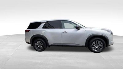 2025 Nissan Pathfinder S