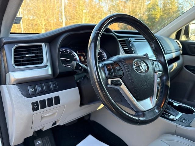 2017 Toyota Highlander XLE