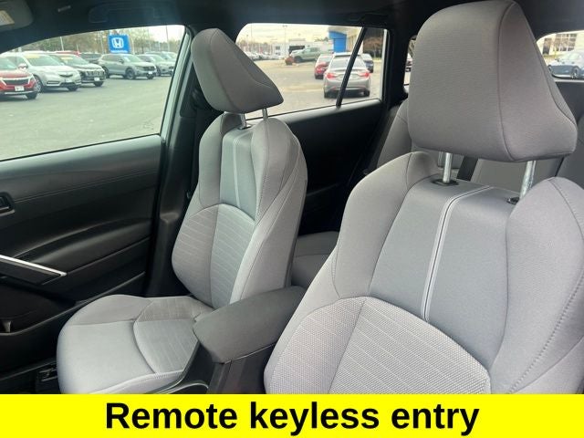 2023 Toyota Corolla Cross Hybrid SE