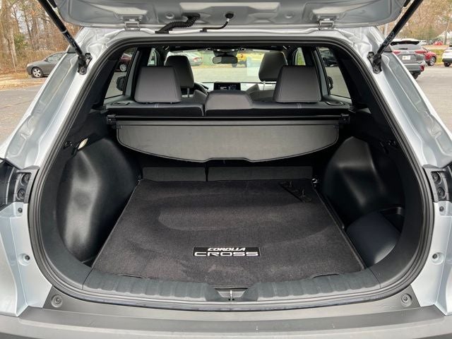 2023 Toyota Corolla Cross Hybrid SE