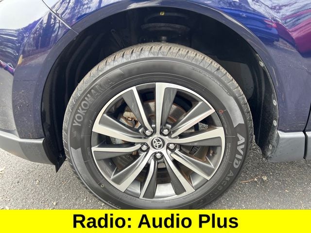 2021 Toyota Venza LE