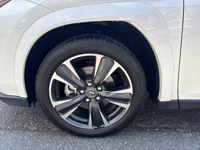 2025 Lexus UX 300h Premium