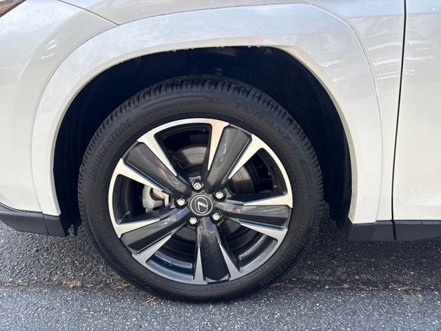 2025 Lexus UX 300h Premium