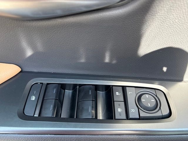 2025 Lexus UX 300h Premium