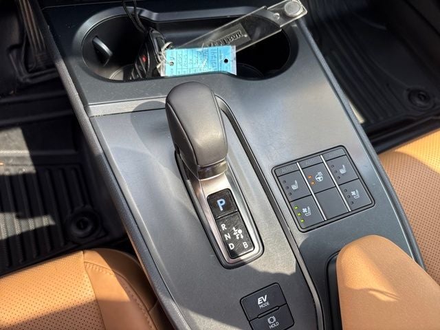 2025 Lexus UX 300h Premium