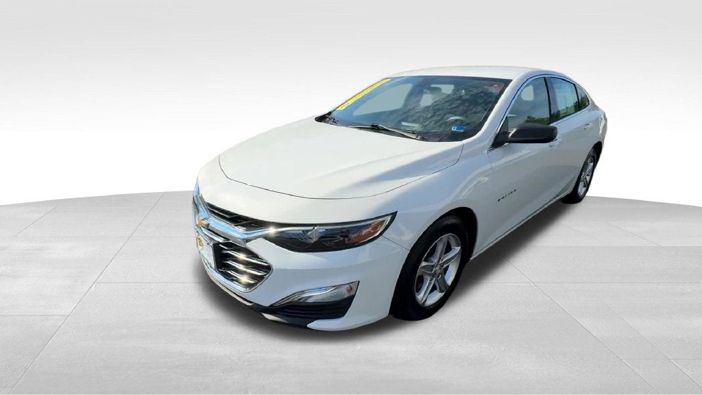 2022 Chevrolet Malibu LS 1LS