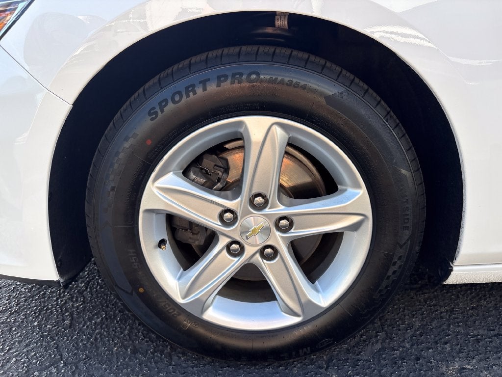 2022 Chevrolet Malibu LS 1LS