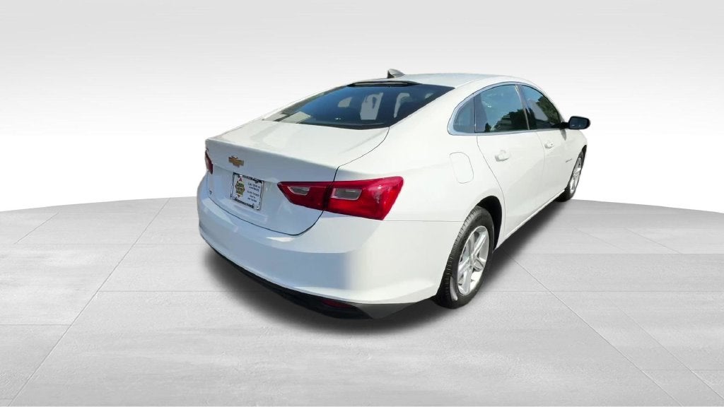 2022 Chevrolet Malibu LS 1LS