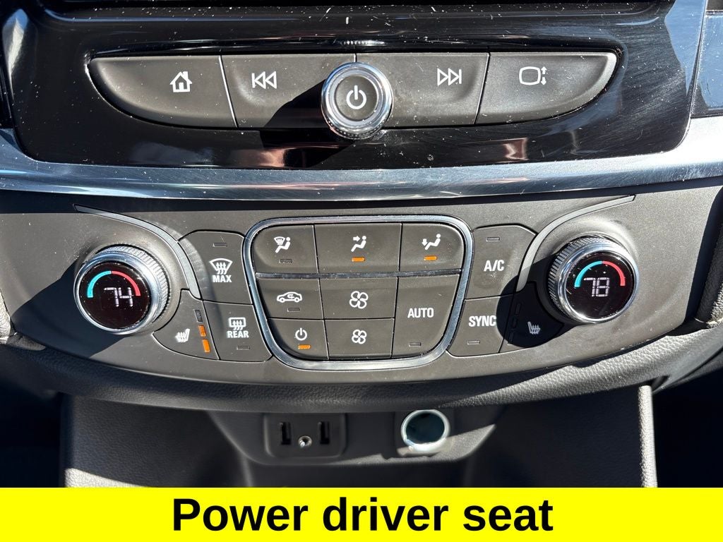 2023 Chevrolet Traverse LT Leather