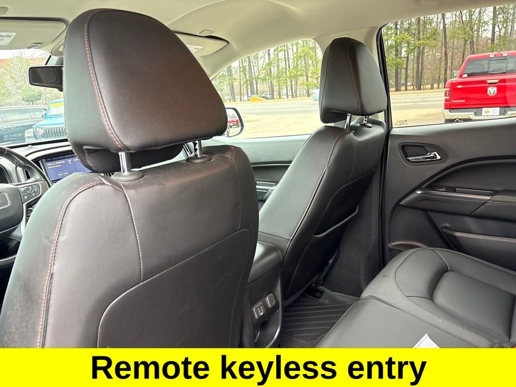 2022 GMC Canyon AT4 w/Leather