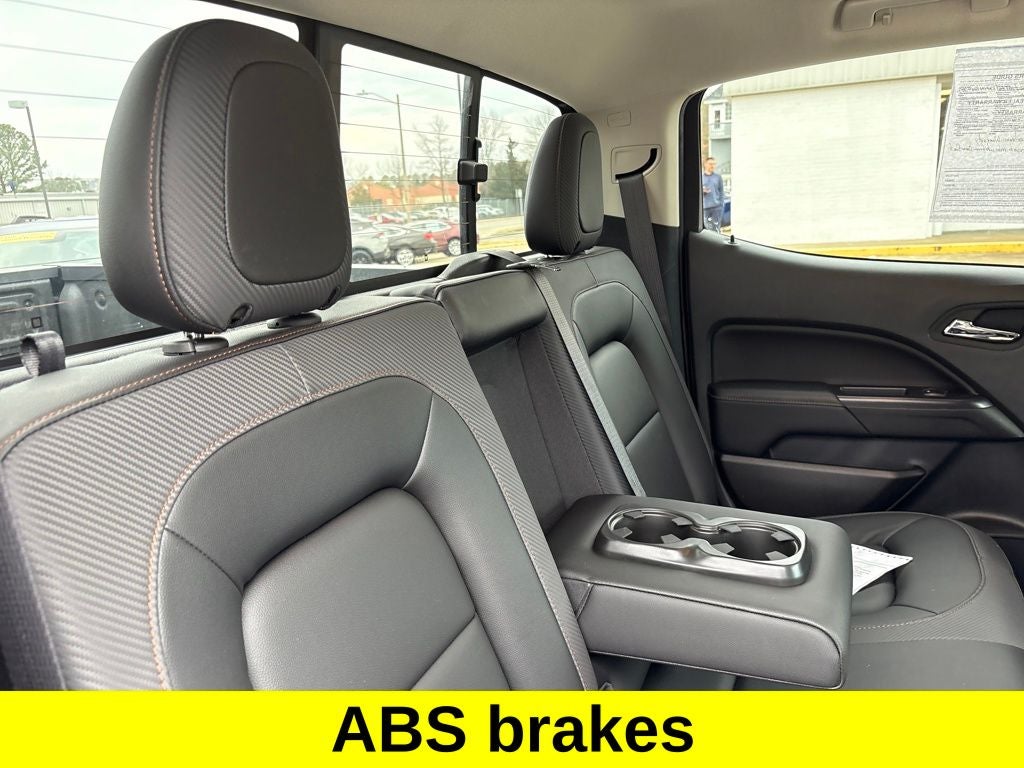 2022 GMC Canyon AT4 w/Leather