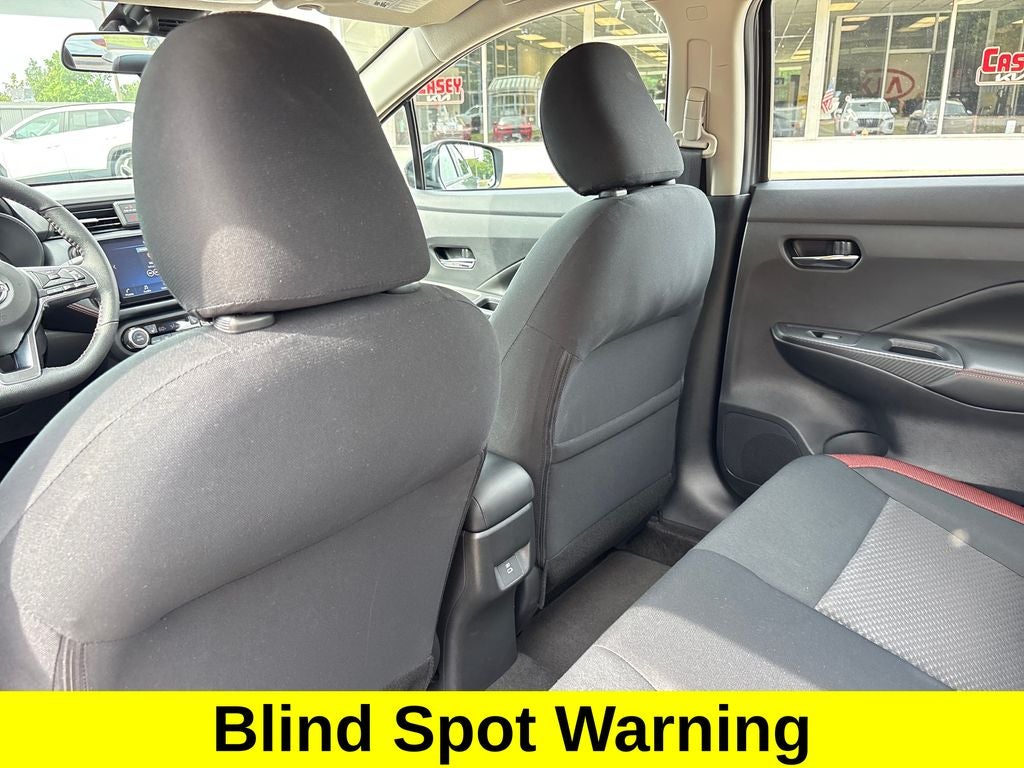 2025 Nissan Versa 1.6 SR