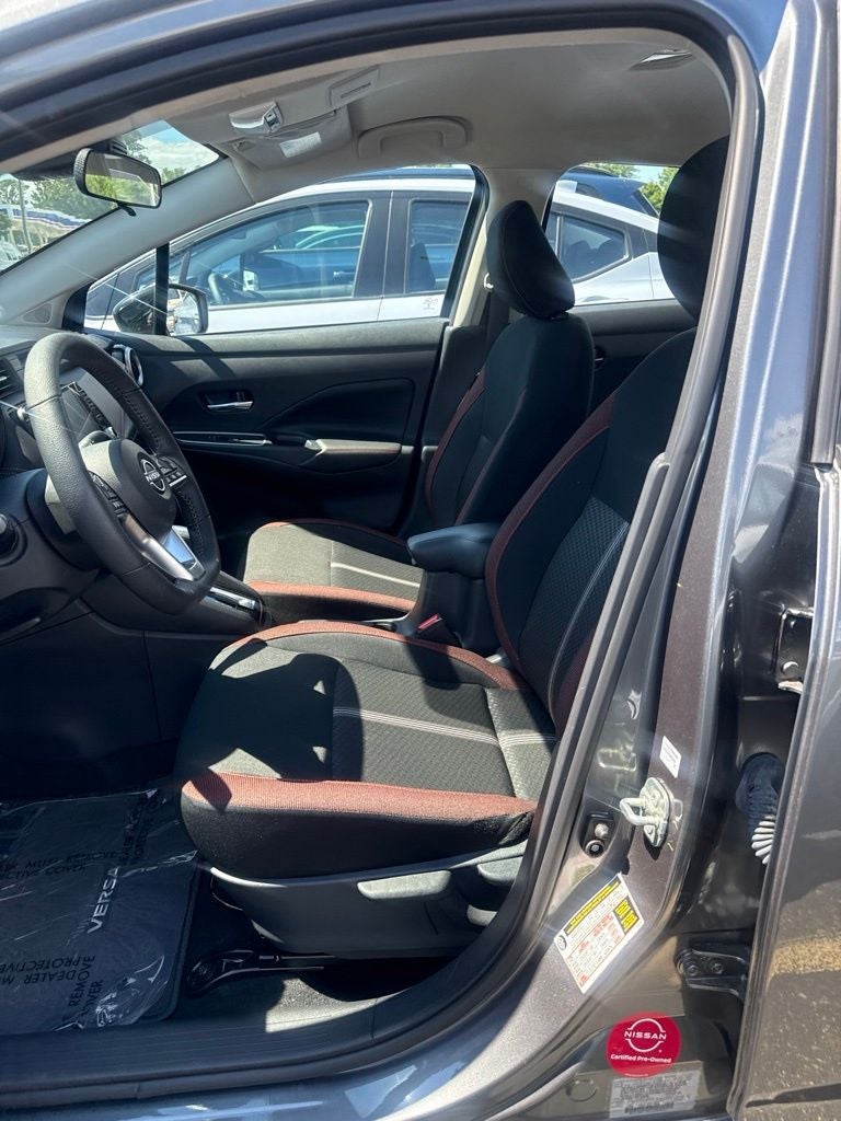 2025 Nissan Versa 1.6 SR