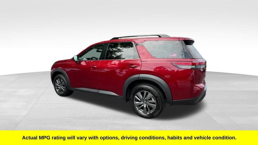 2024 Nissan Pathfinder SV