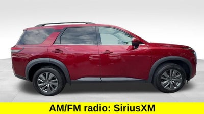 2024 Nissan Pathfinder SV