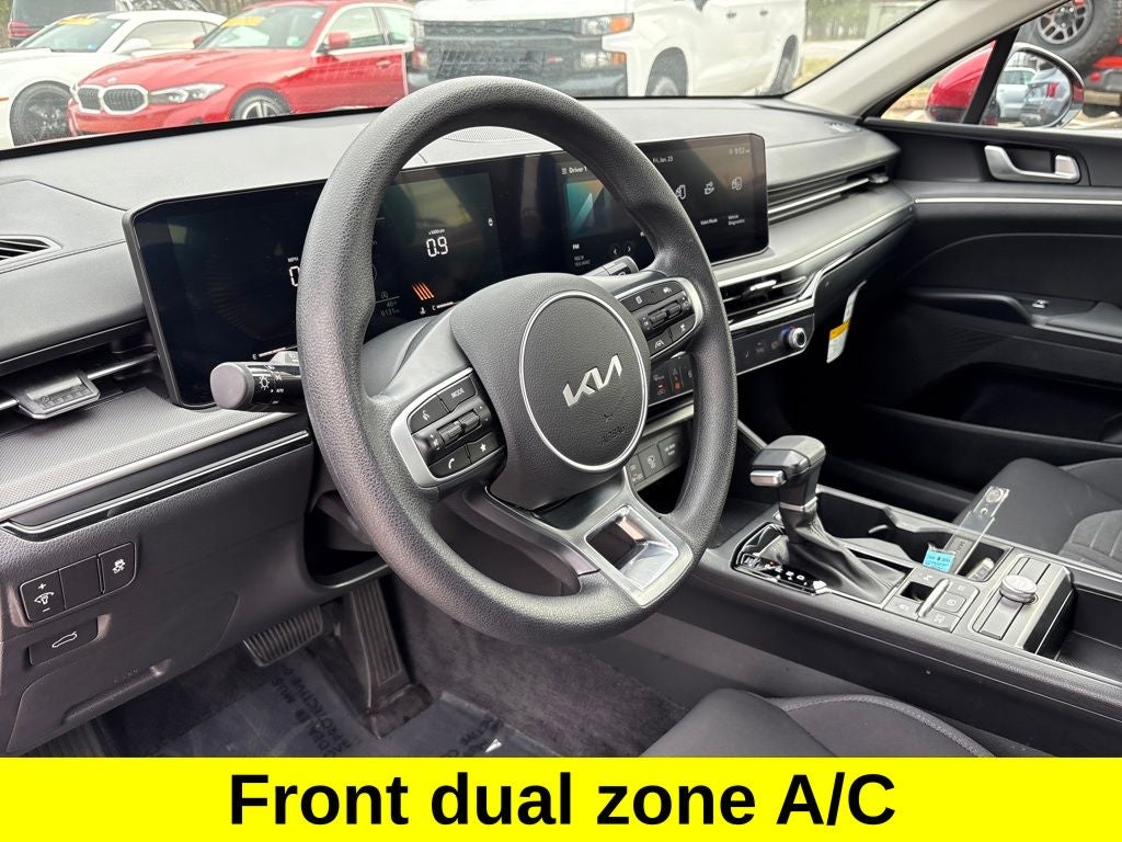 2025 Kia K5 LXS