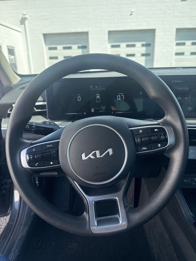 2025 Kia K5 LXS