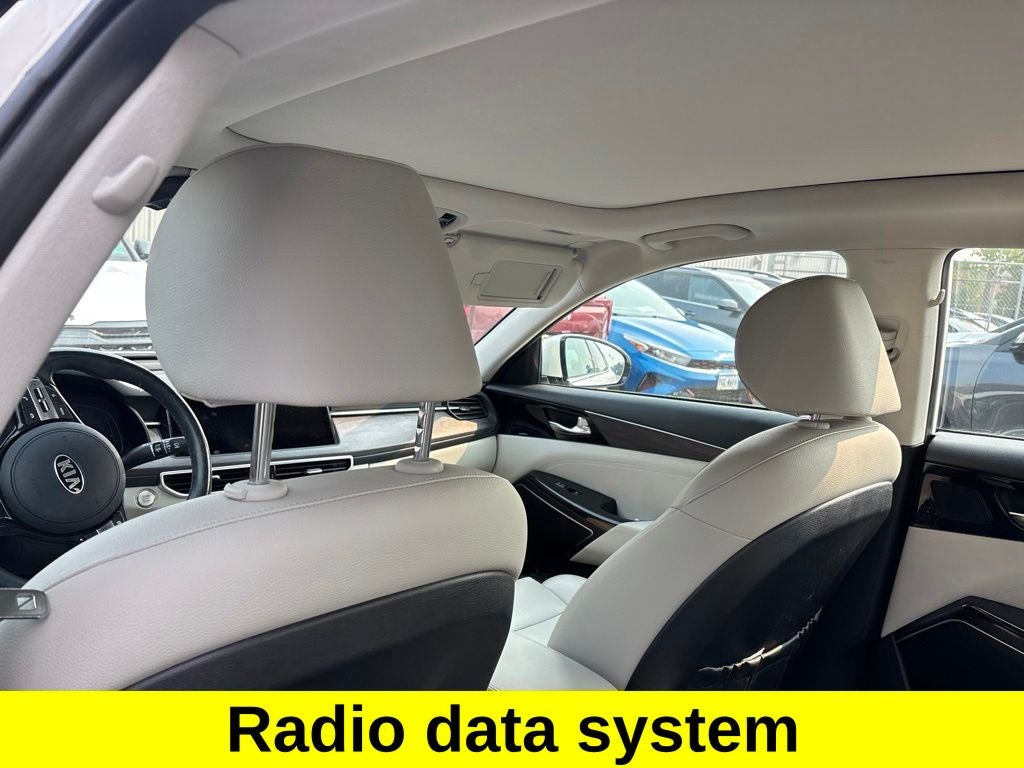 2020 Kia Cadenza Technology
