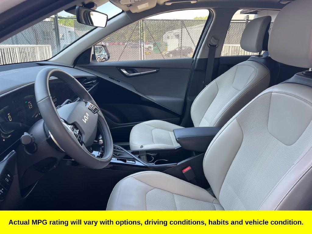 2023 Kia Niro EX Touring