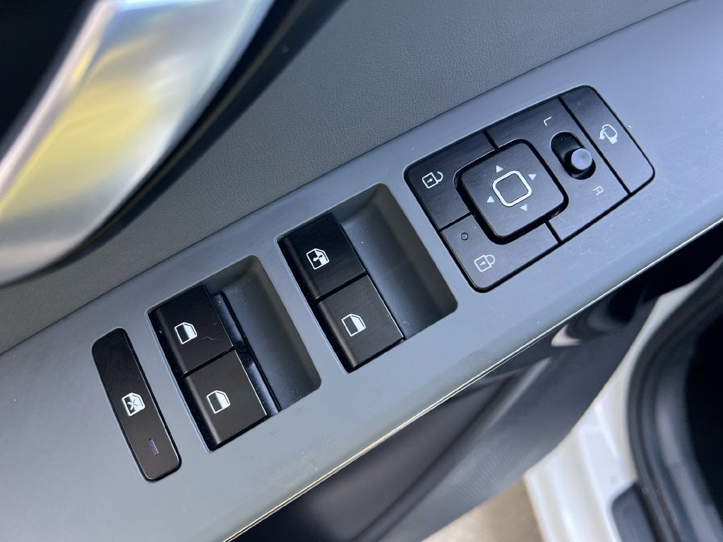 2023 Kia Niro EX Touring