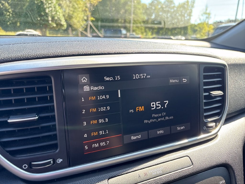2022 Kia Sportage LX