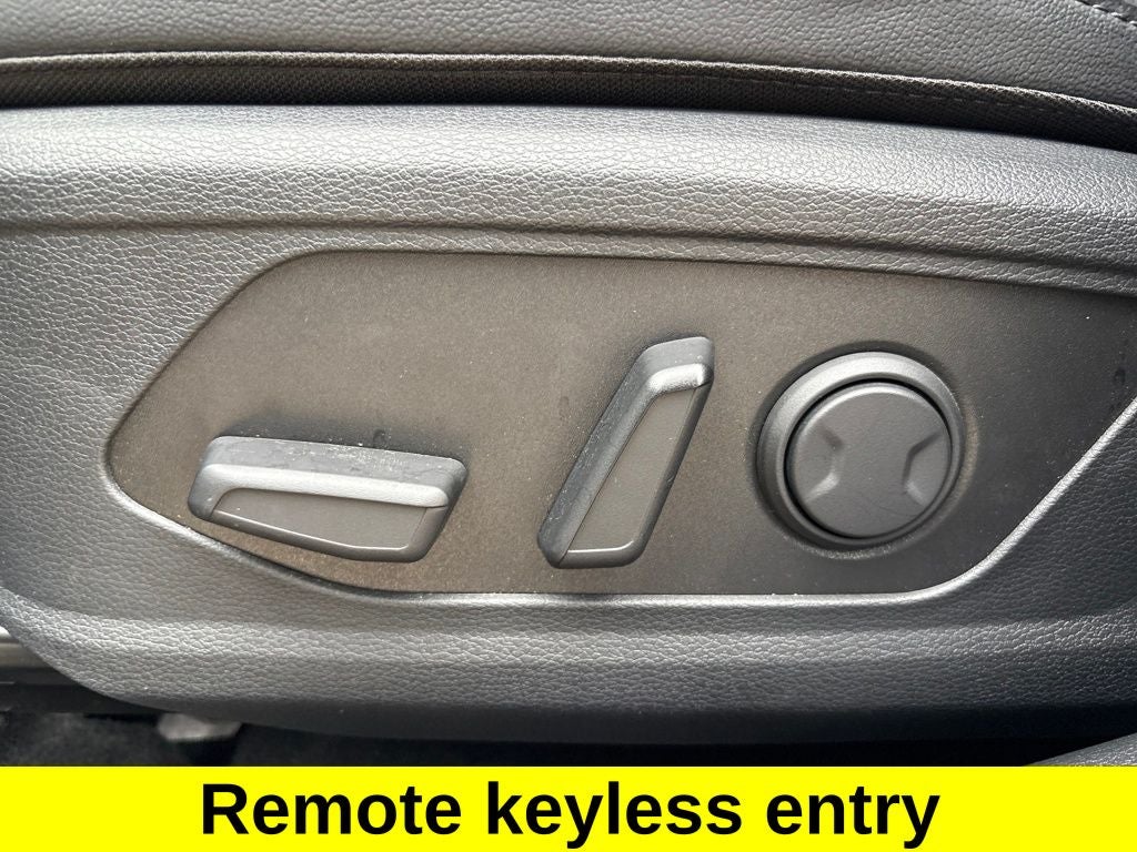 2025 Kia Sportage Plug-In Hybrid X-Line