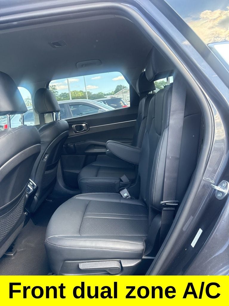 2023 Kia Sorento Hybrid EX