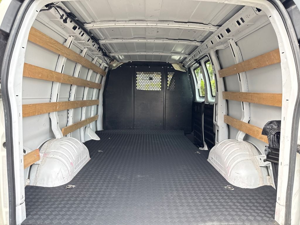 2024 GMC Savana 2500 Work Van
