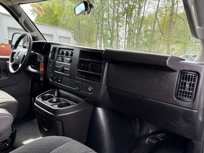 2024 GMC Savana 2500 Work Van