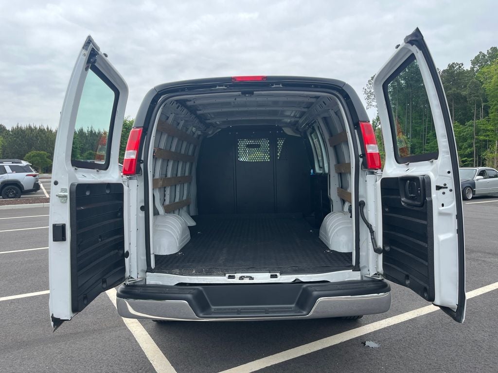 2024 GMC Savana 2500 Work Van