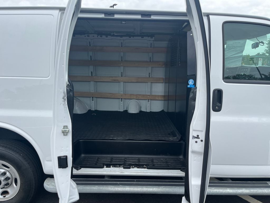 2024 GMC Savana 2500 Work Van