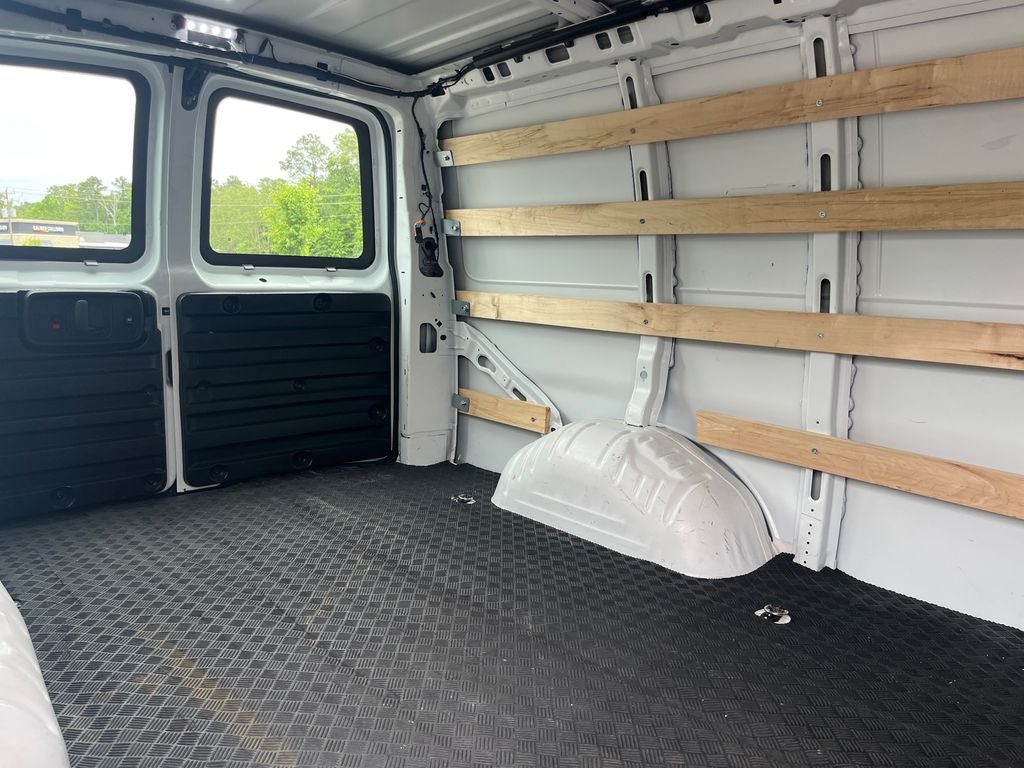 2024 GMC Savana 2500 Work Van