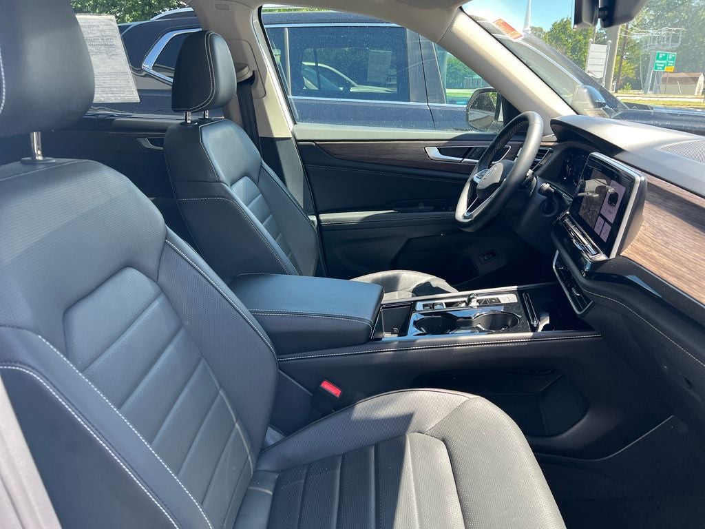 2025 Volkswagen Atlas 2.0T SEL