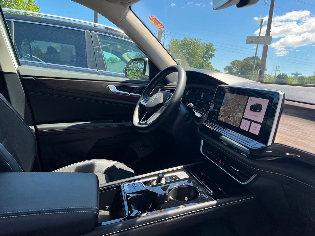 2025 Volkswagen Atlas 2.0T SEL