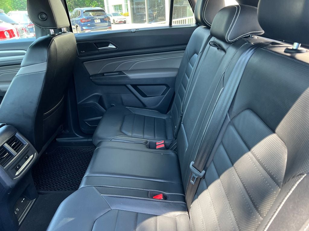2023 Volkswagen Atlas Cross Sport 3.6L V6 SEL Premium R-Line
