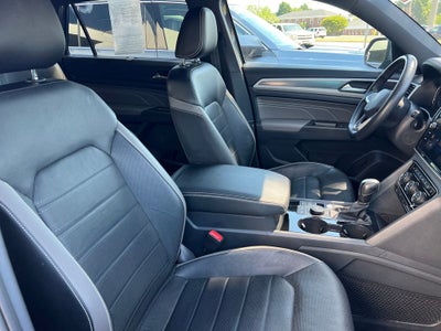 2023 Volkswagen Atlas Cross Sport 3.6L V6 SEL Premium R-Line
