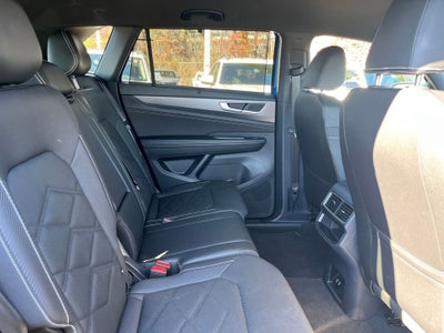 2025 Volkswagen Atlas Cross Sport 2.0T SE w/Technology