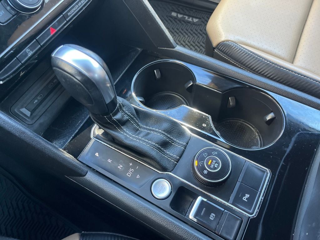2022 Volkswagen Atlas Cross Sport 3.6L V6 SE w/Technology