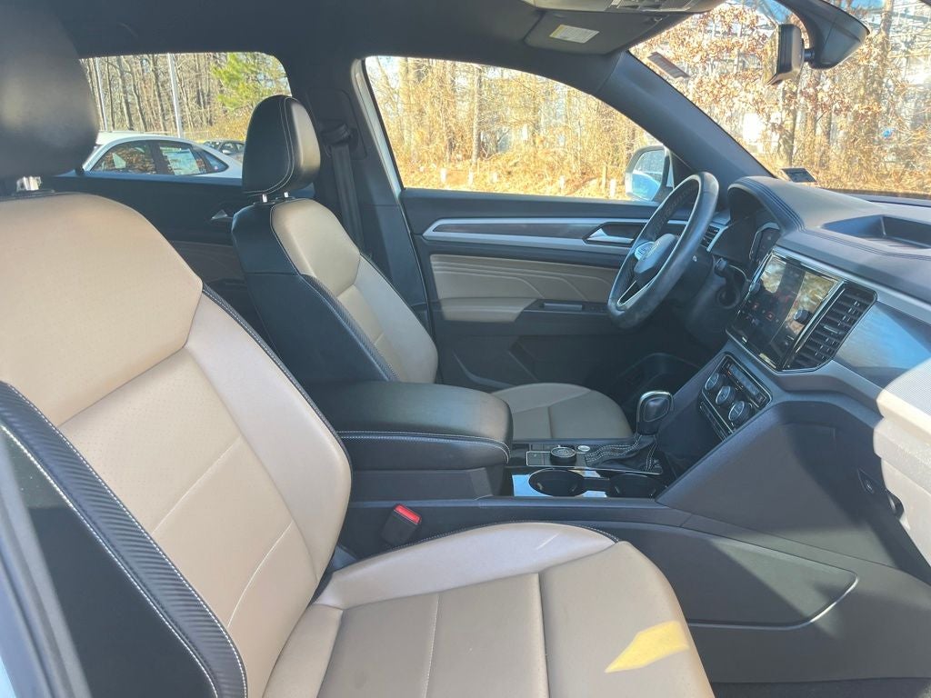 2022 Volkswagen Atlas Cross Sport 3.6L V6 SE w/Technology