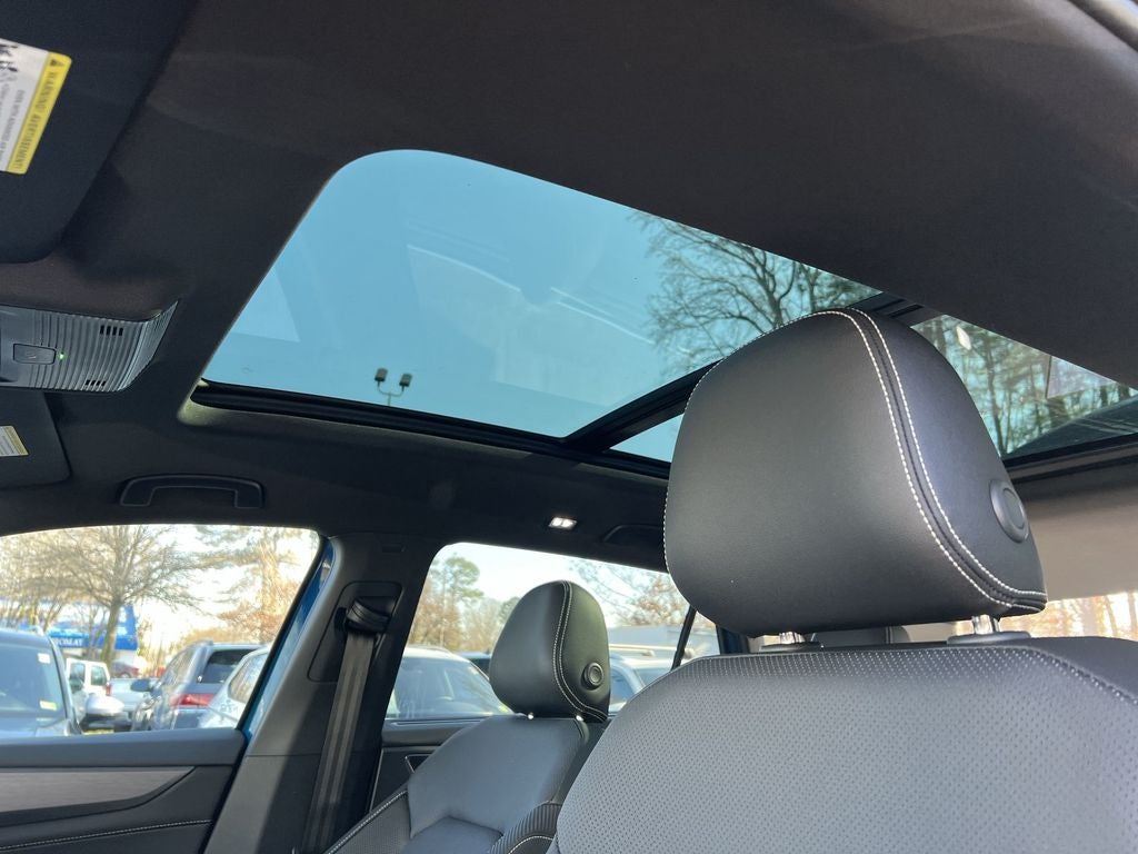 2025 Volkswagen Atlas Cross Sport 2.0T SE w/Technology