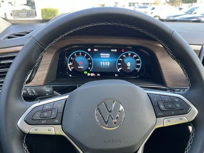 2025 Volkswagen Atlas 2.0T SE w/Technology