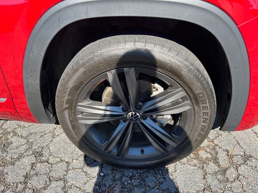 2022 Volkswagen Atlas Cross Sport 2.0T SEL R-Line